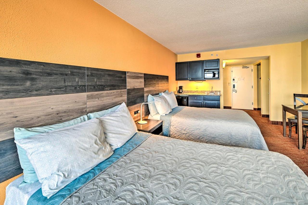 Convenient Myrtle Beach Studio With Balcony! Екстер'єр фото