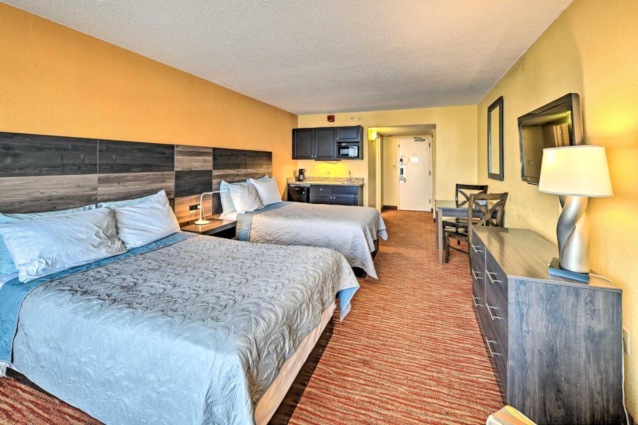Convenient Myrtle Beach Studio With Balcony! Екстер'єр фото
